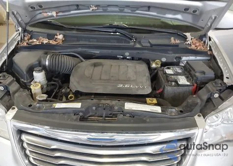 2012 Chrysler Town & Country Touring from USA, damaged, VIN 2C4RC1BG1CR187628